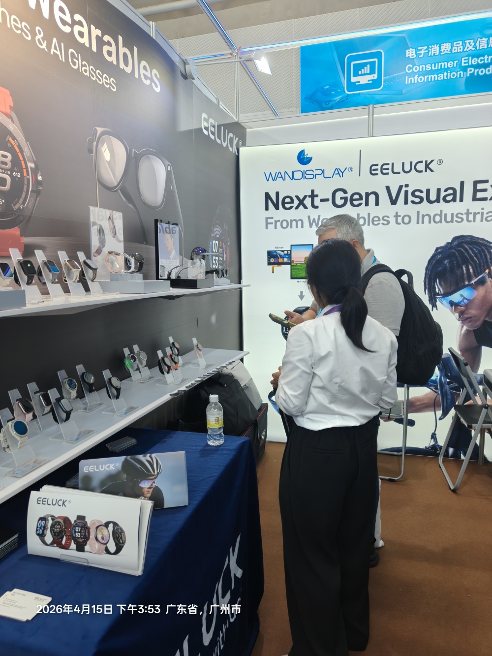 business meeting between supplier and overseas buyers at exhibition